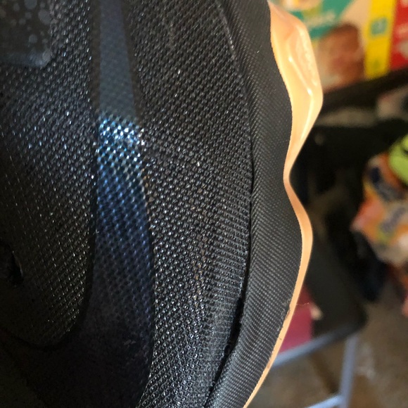 LEBRONS XIII - Picture 5 of 6